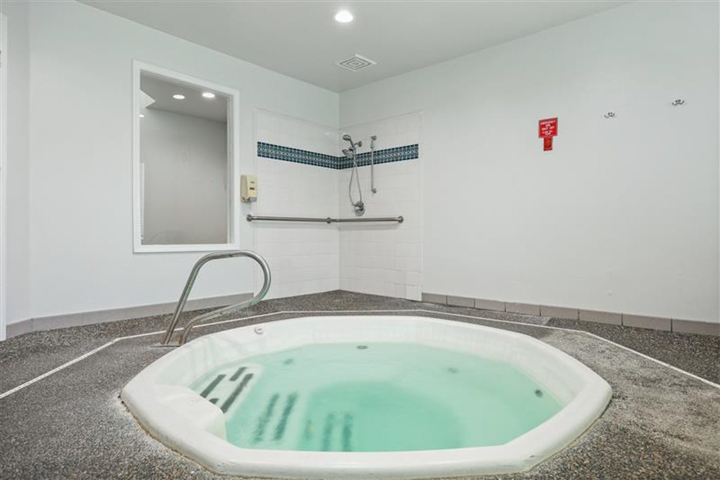 Indoor hot tub at Westridge Apartment Homes